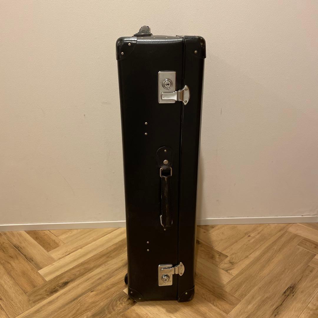 グローブトロッター ブラック 30インチ