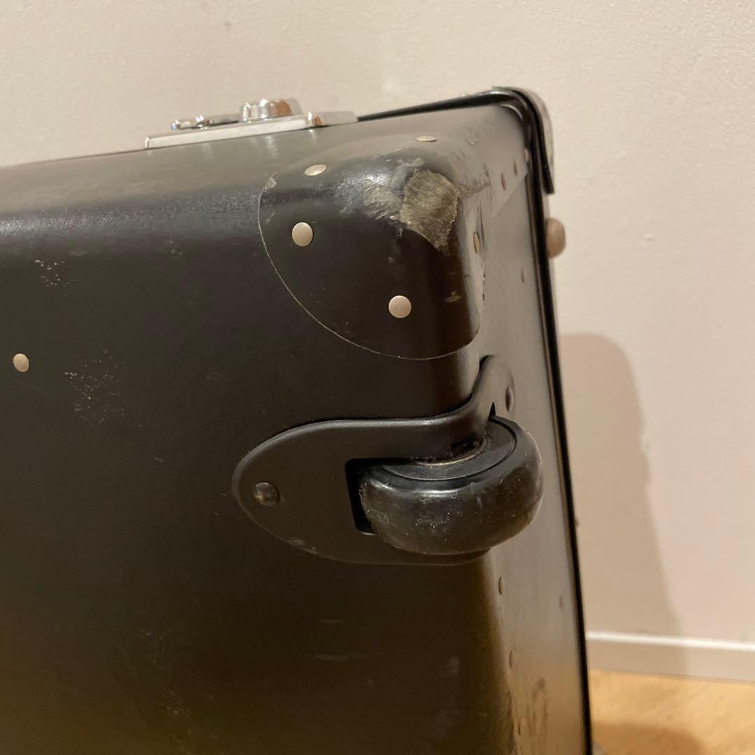 グローブトロッター ブラック 30インチ