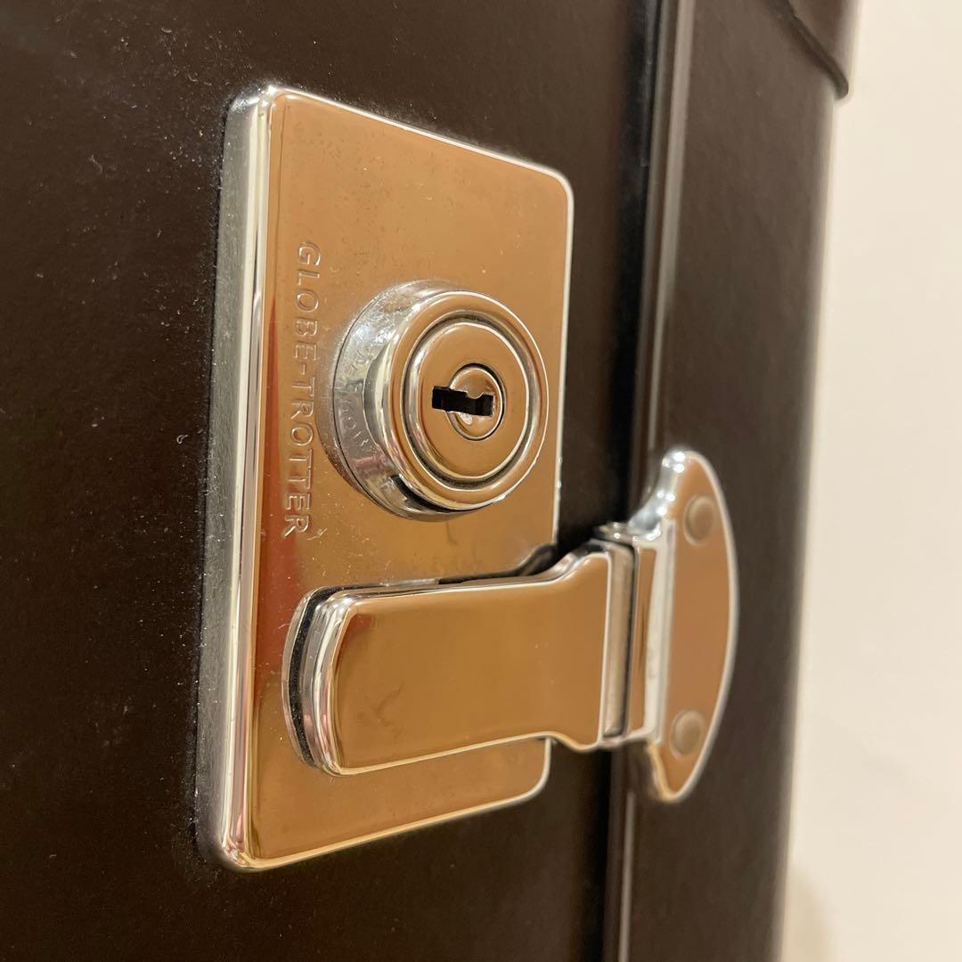 グローブトロッター ブラック 30インチ