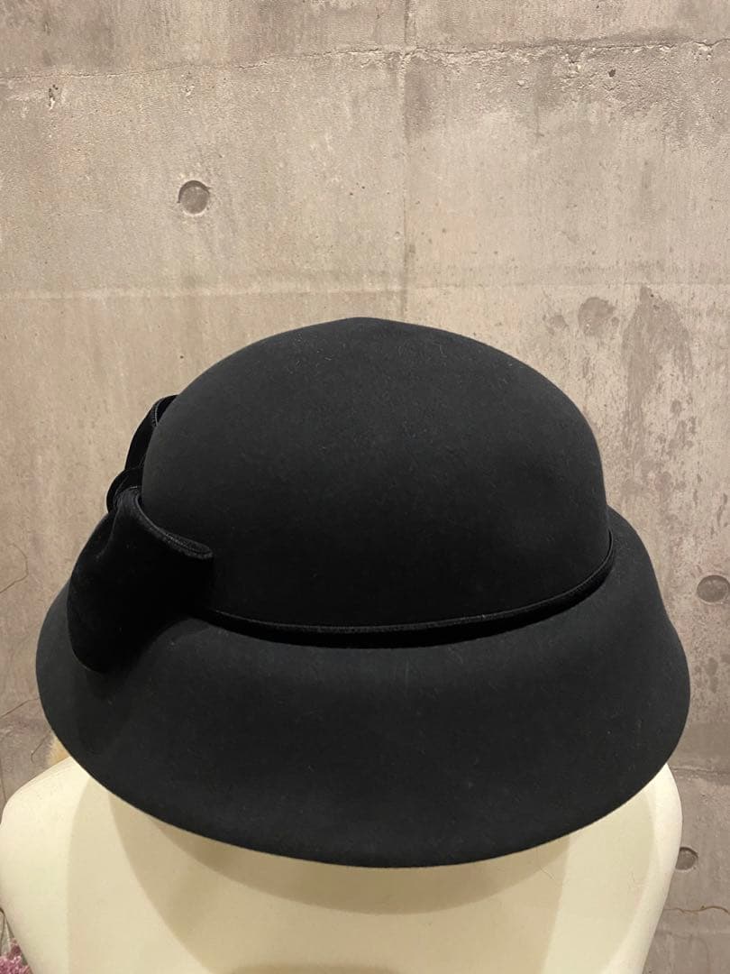 宮内庁御用達 アキオヒラタ フェルトハット×ベルベットリボン フランス製