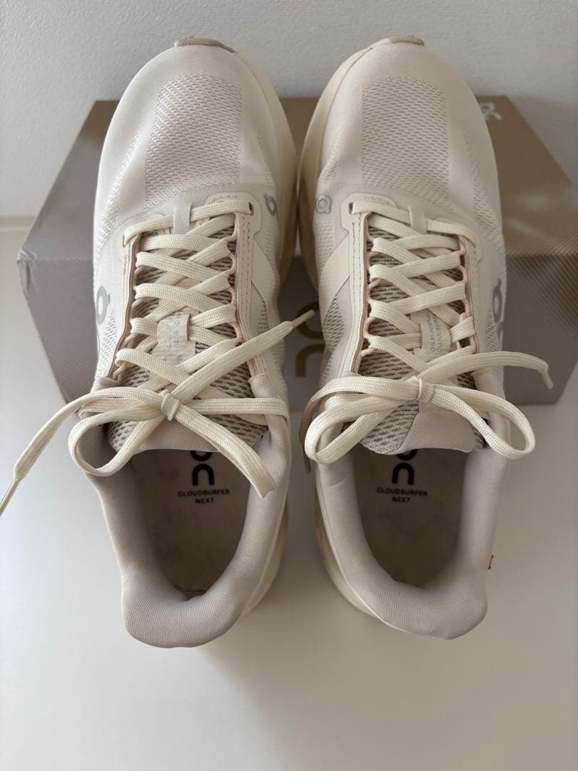 On クラウド サーファーネクスト UNITED ARROWS