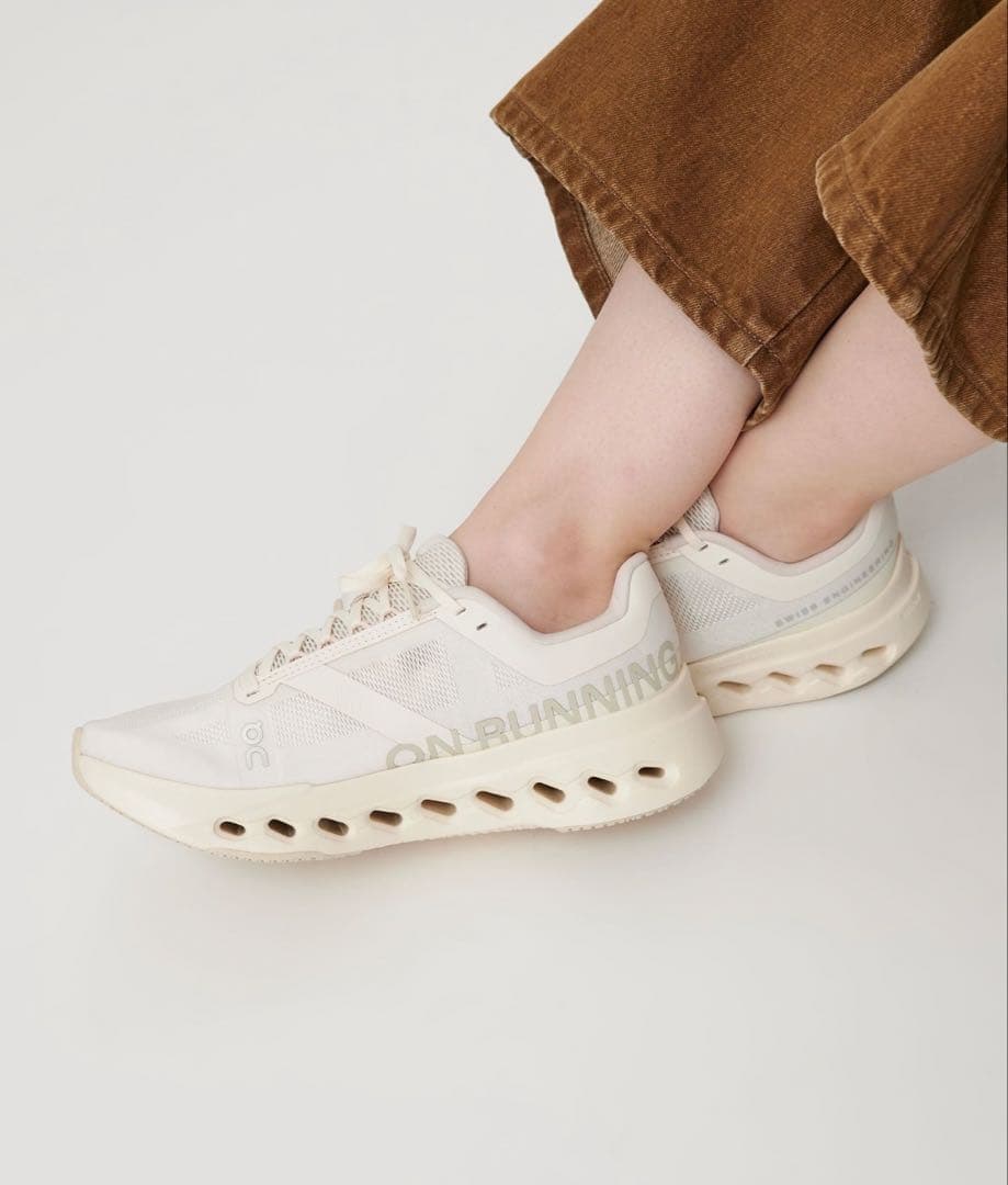 On クラウド サーファーネクスト UNITED ARROWS