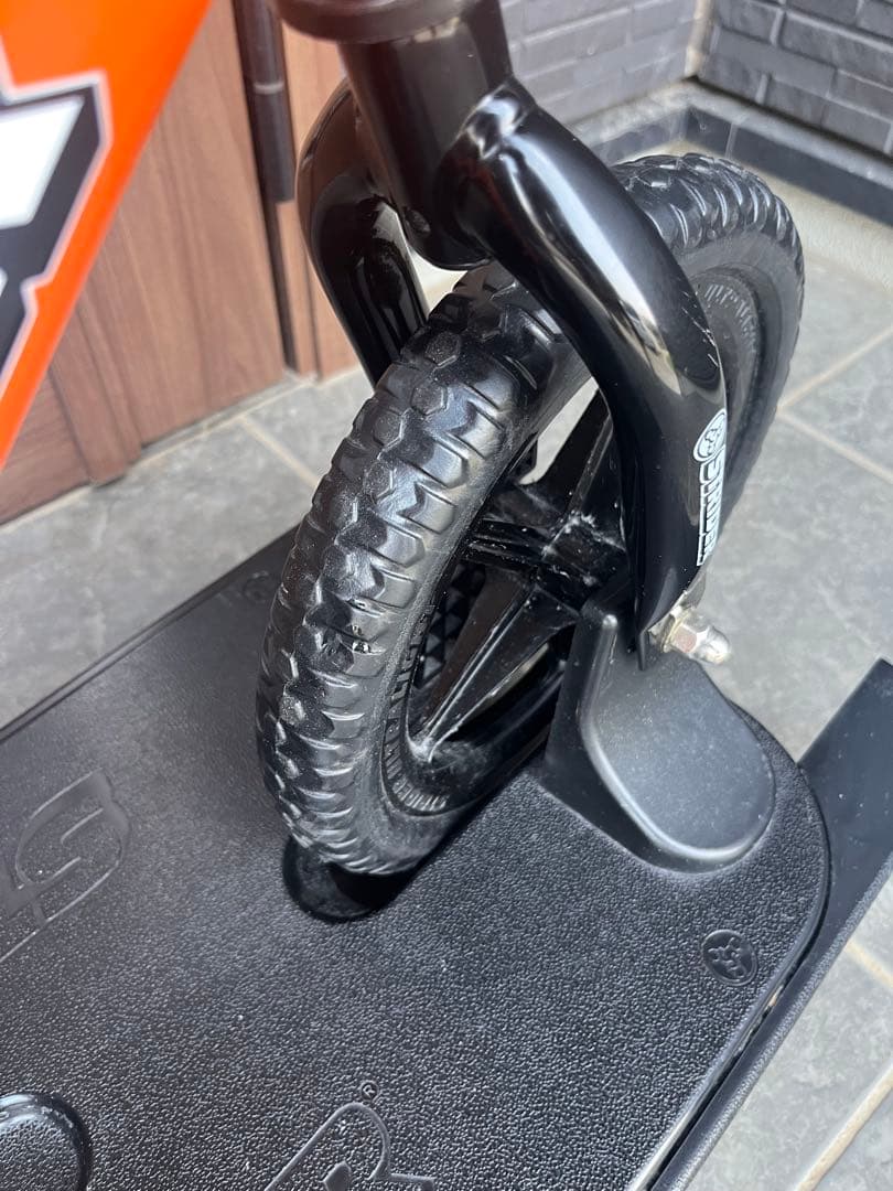 【美品】ストライダー STRIDER 12インチ オレンジ　ロッキングベース付