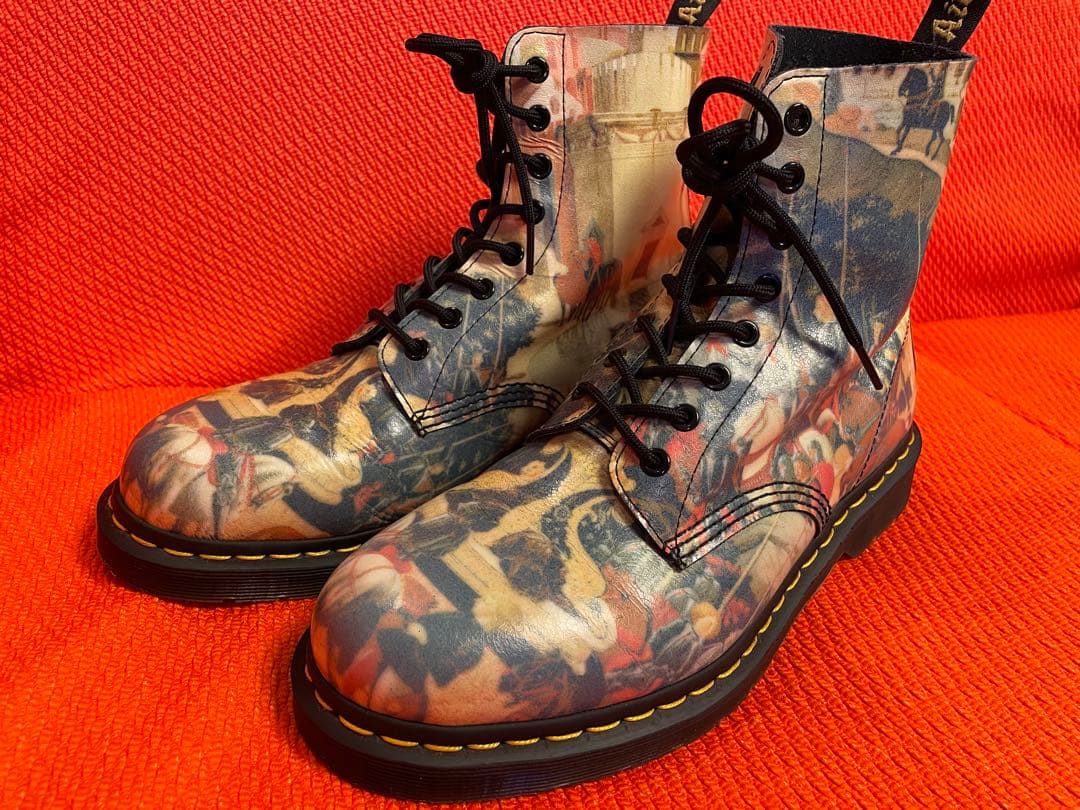 Dr. Martens アートプリント ハイカットブーツ