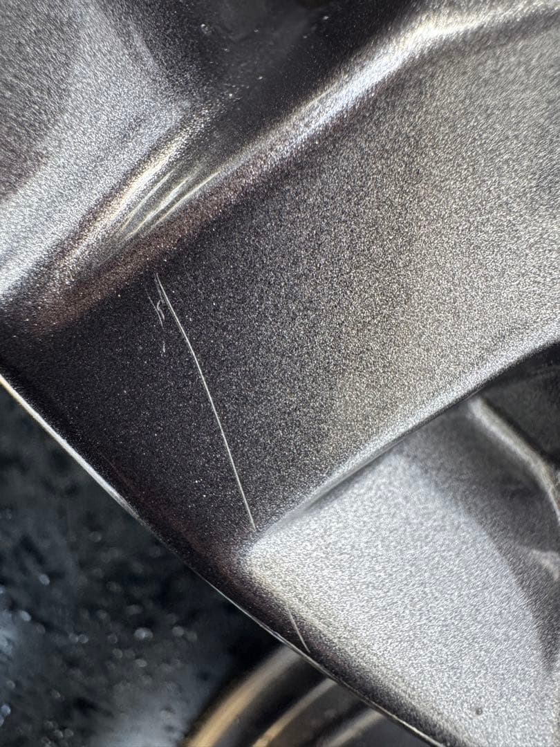 新車外し‼︎ タフト　純正 15インチホイール　グレー　センターオーナメント付き①