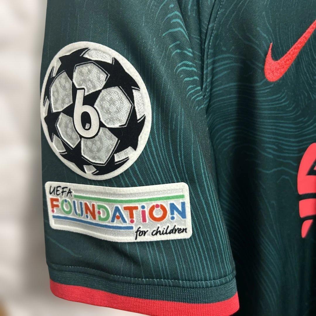 リヴァプール22/23サードユニフォーム