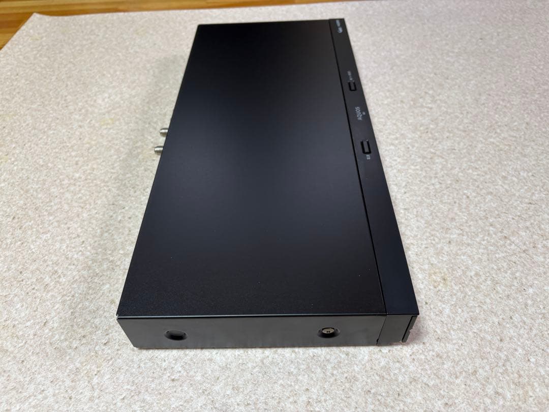 AQUOS ブルーレイレコーダー (W録/1TB)