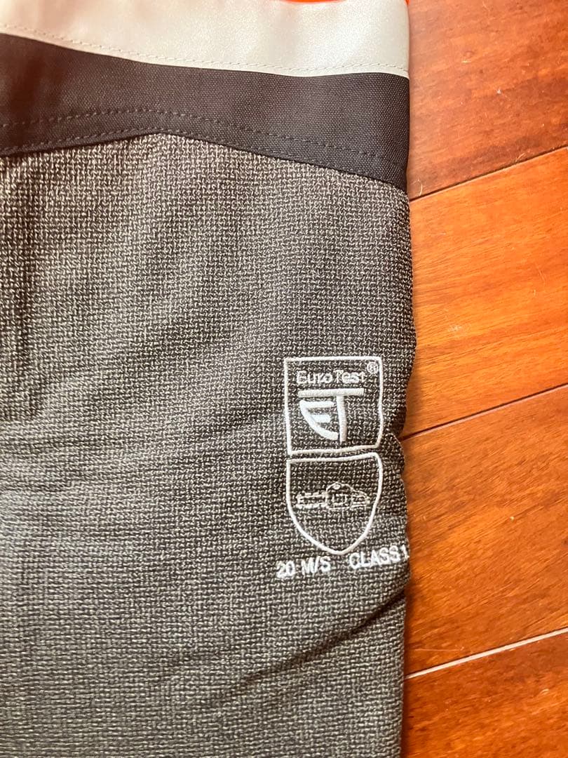 新品　Husqvarna テクニカルジャケットLサイズ オレンジ　おまけ付き