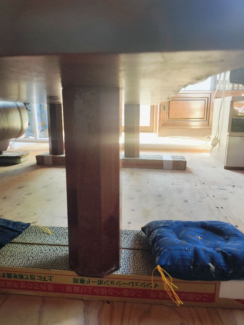 ケヤキ　欅　座卓　一枚板　美しい天然の模様　一点限り！