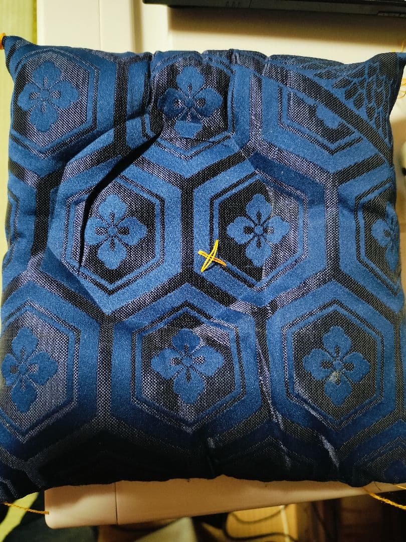 ケヤキ　欅　座卓　一枚板　美しい天然の模様　一点限り！