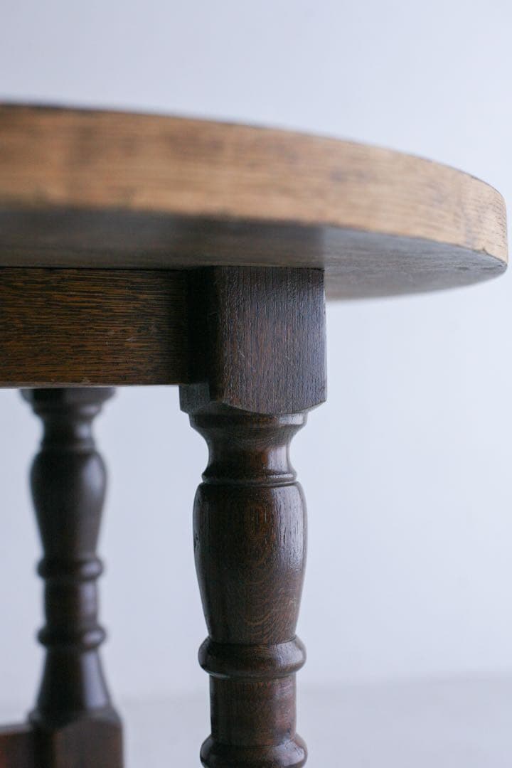 フランス ラウンドテーブル　サイドテーブル　コーヒーテーブル　無垢材 古家具