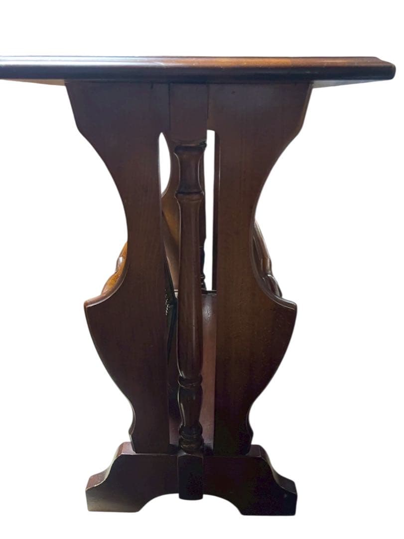 カリモク家具 コロニアル マガジンラック付き サイドテーブル ブナ材 クラシカル