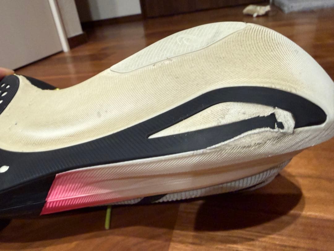 【中古】asicsメタスピードエッジパリ27.0cm