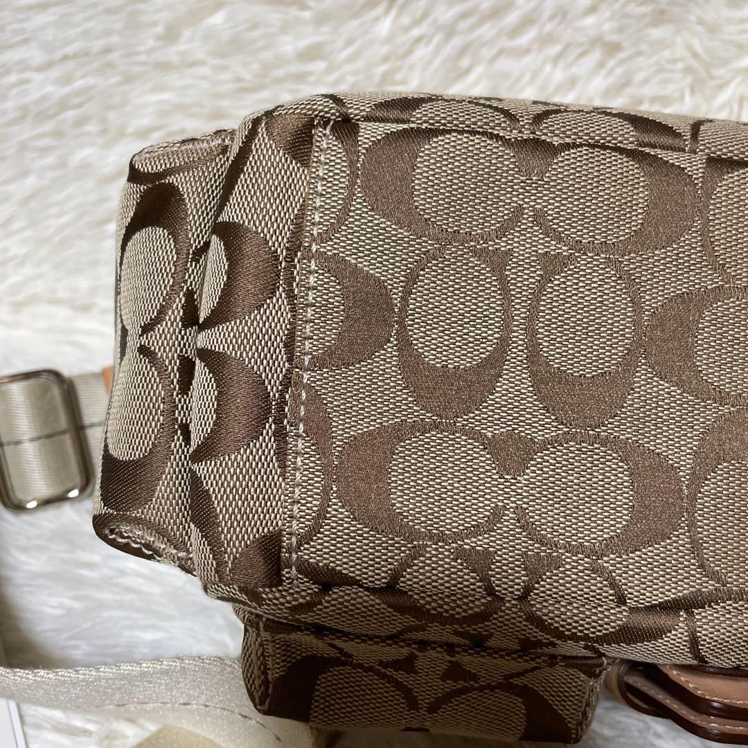 COACH ソーホー シグネチャー ショルダーバッグ ベージュ y2k