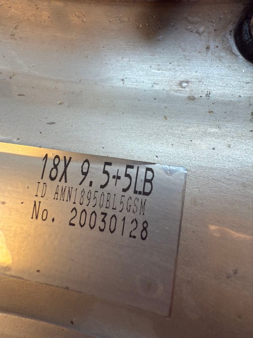 ヴィエナ クラージェ ビエナ クラージュ 9.5j 深リム18インチjzx100