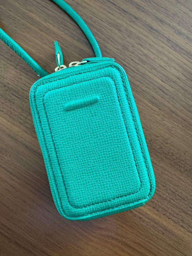 objects.io iPhoneマイクロバッグと収納袋　グリーン