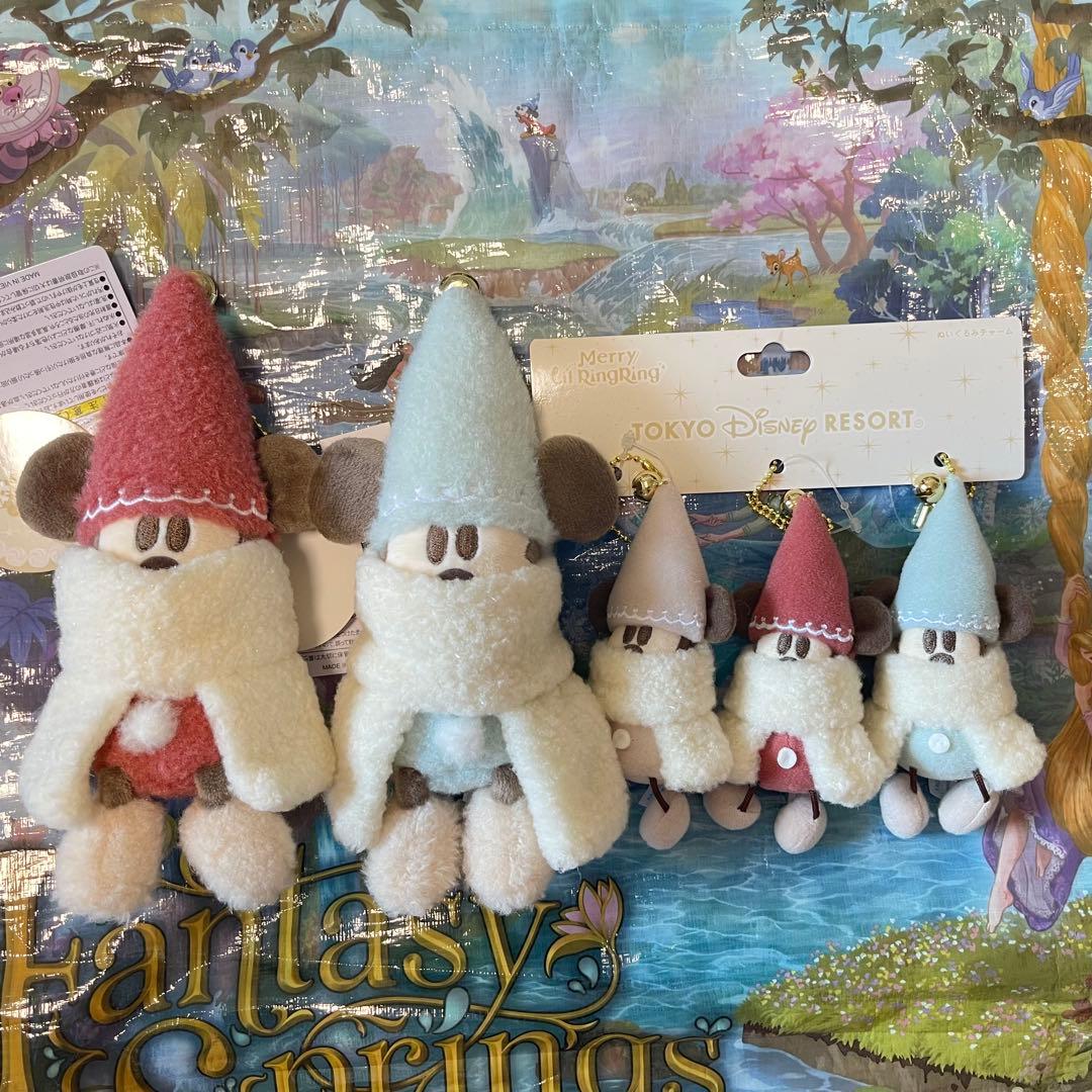 ディズニー クリスマス 2025 リルリンリン チャーム ぬいぐるみバッジ