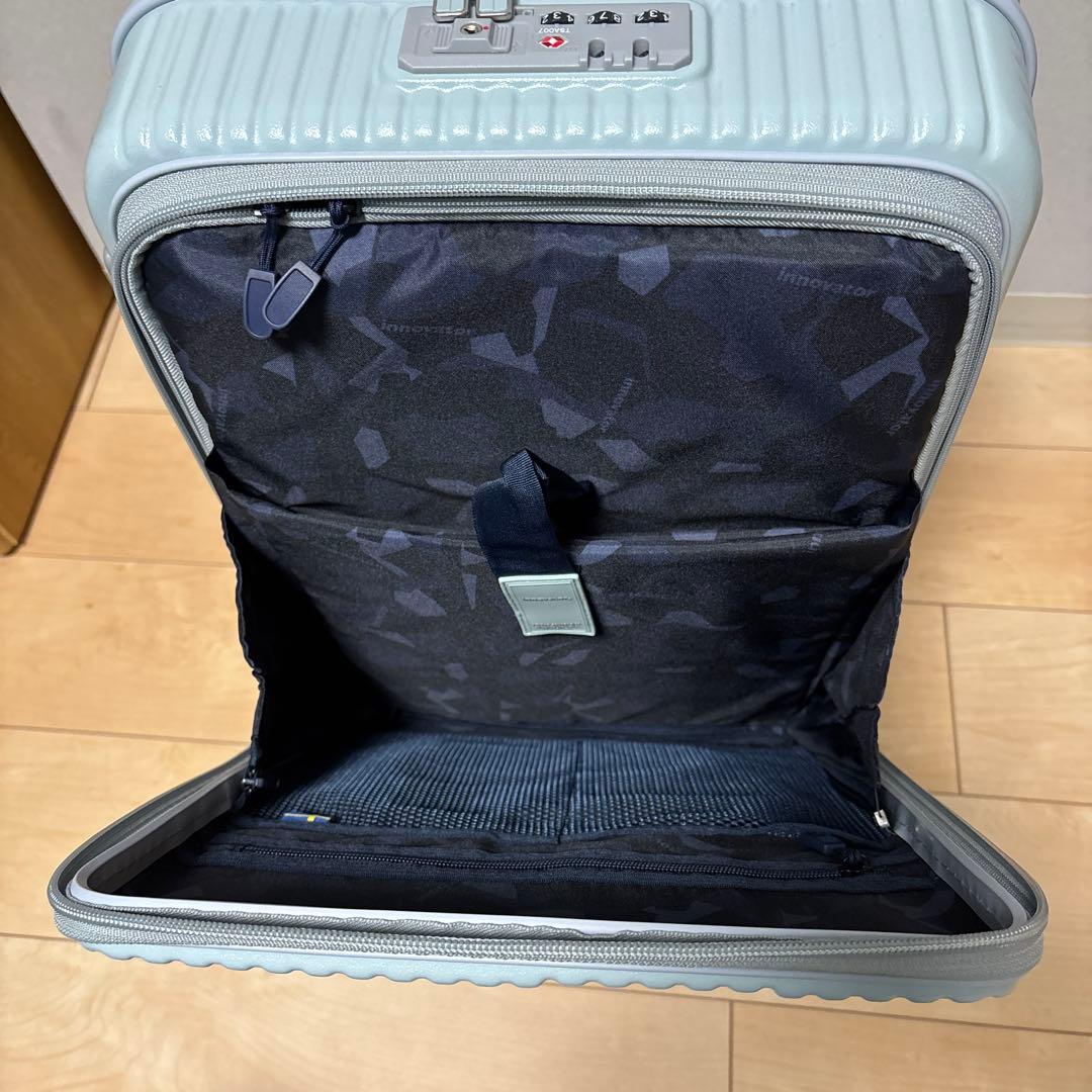 innovatorポリカーボネート製キャリーケース ライトブルー