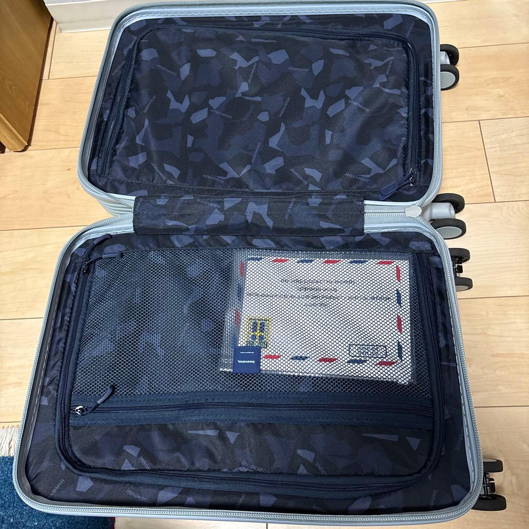 innovatorポリカーボネート製キャリーケース ライトブルー