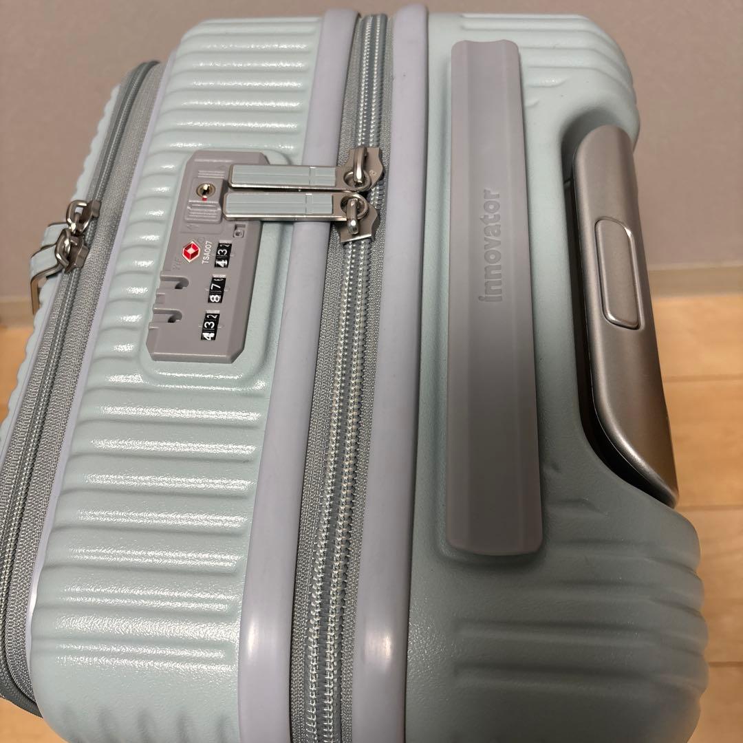 innovatorポリカーボネート製キャリーケース ライトブルー