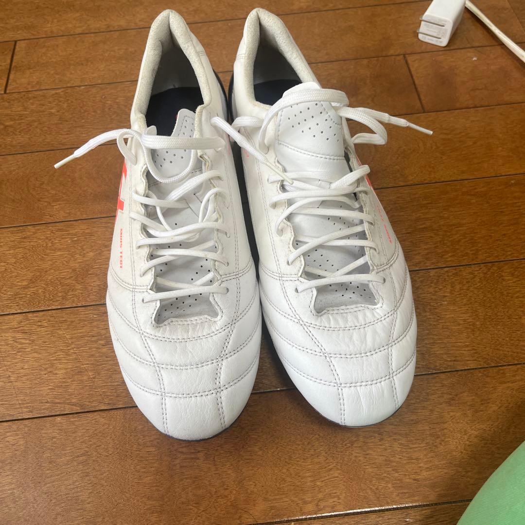 ASICS GEL-TACTIC スパイクシューズ ホワイト/オレンジ