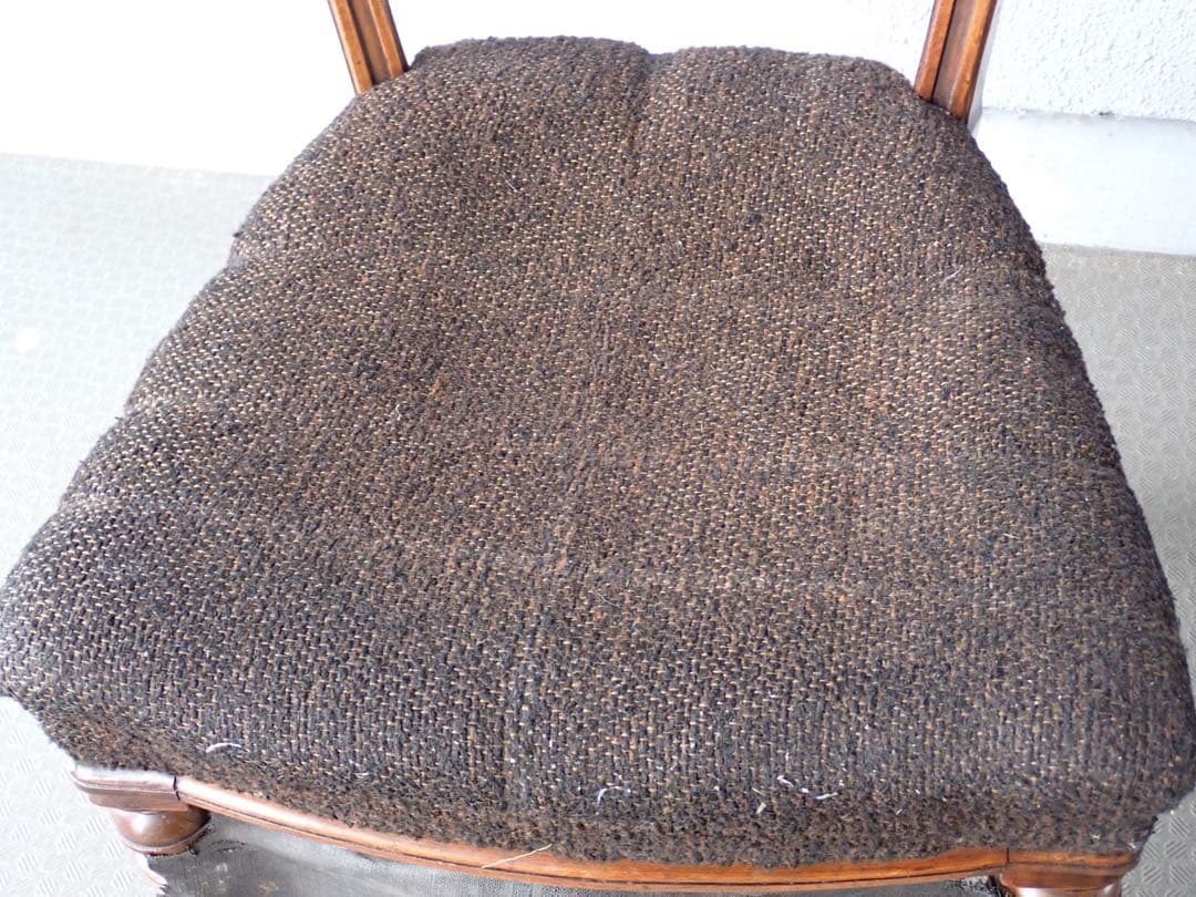 イギリス　英国　アンティーク　椅子　エドワーディアン　木製　彫刻　クラシック