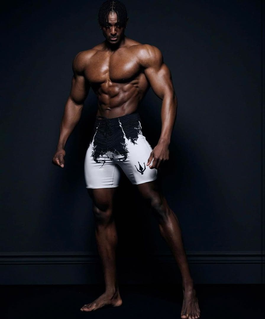 FIED fiedファイドホワイトマグマ　サーフパンツ　30インチ新品未使用新作