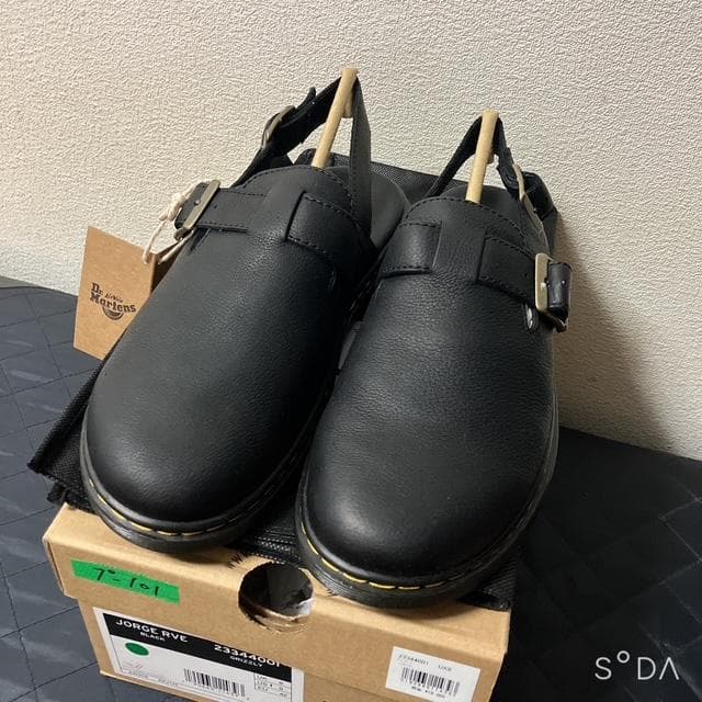 【z50j】ドクターマーチン サンダル JORGE RVE （プー101）