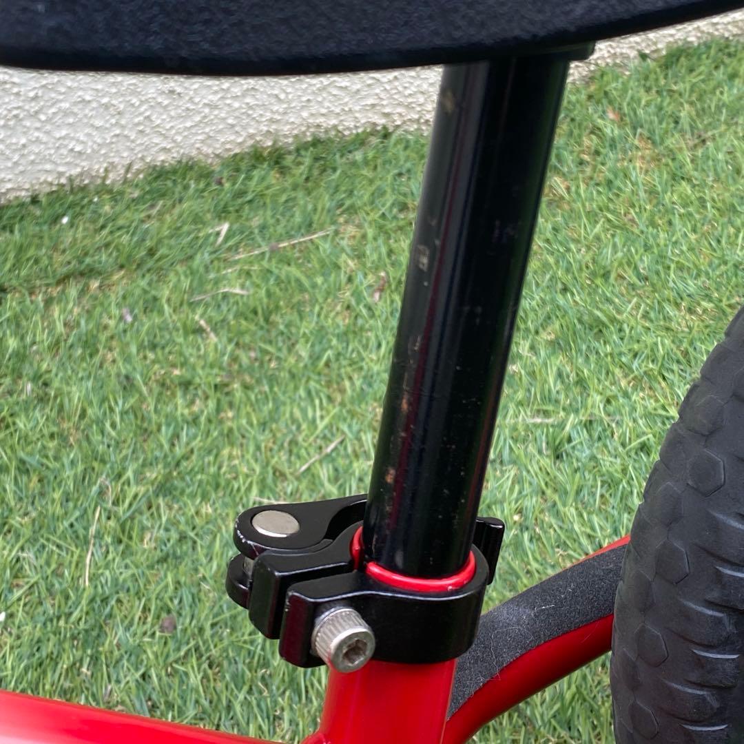 STRIDER スポーツモデル（レッド 12インチ）