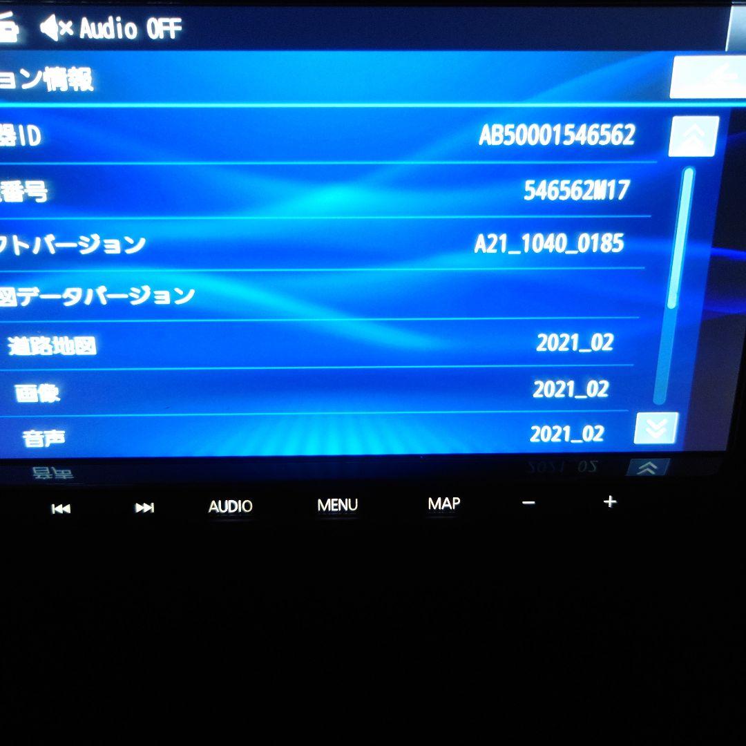 k*9様 パナソニック　ストラーダナビ　CN-HE01D