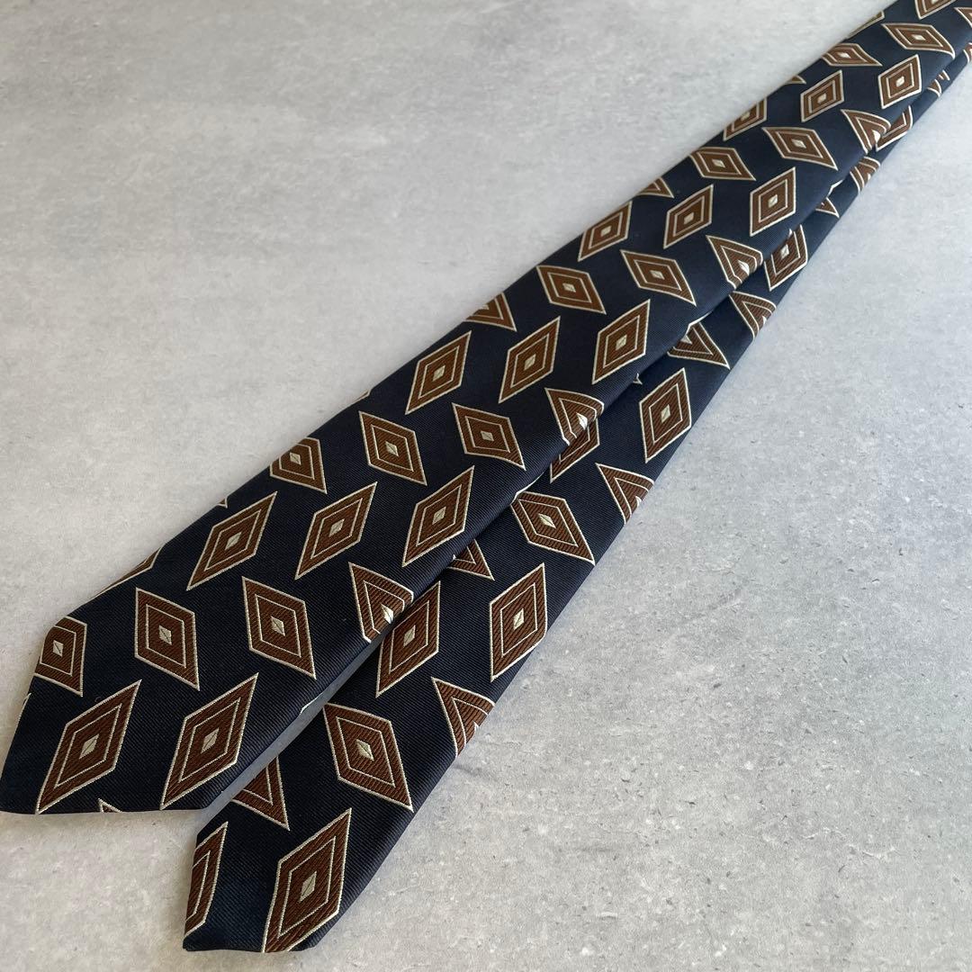 最終価格25年新作FRANCOBASSI フランコバッシ　幾何学柄新品ネクタイ