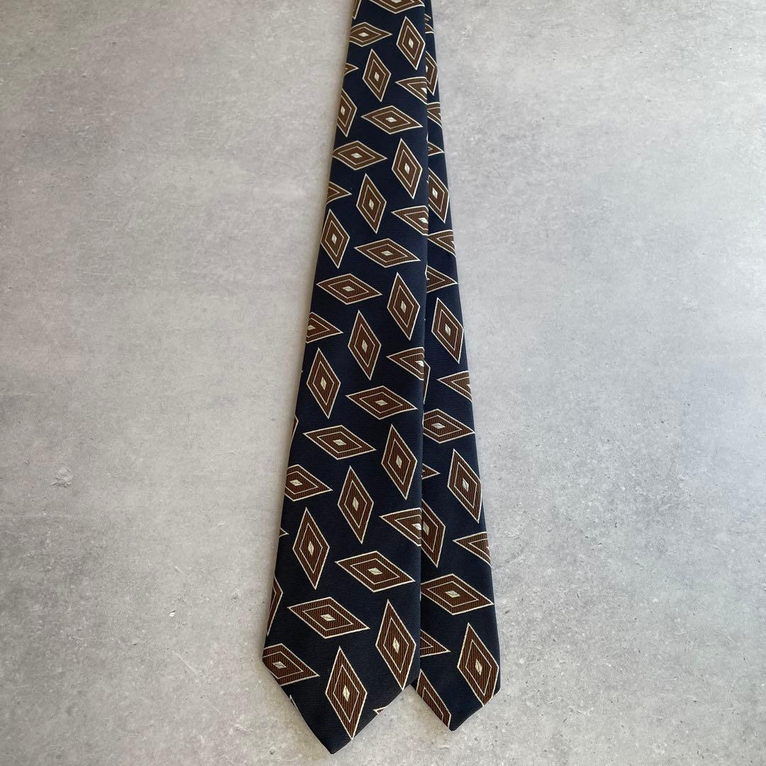 最終価格25年新作FRANCOBASSI フランコバッシ　幾何学柄新品ネクタイ