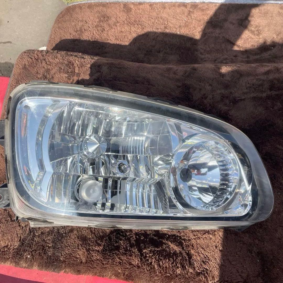 日野　レンジャープロ　右ヘッドライト