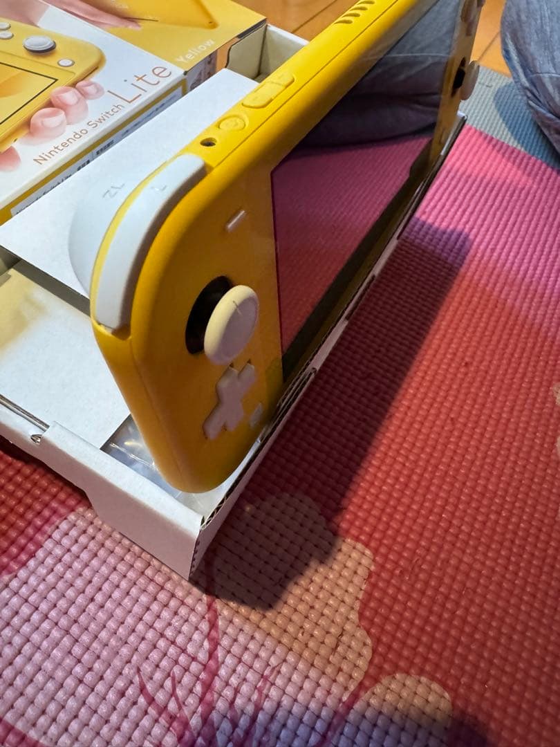 ⭐︎美品⭐︎Nintendo Switch Lite Yellow