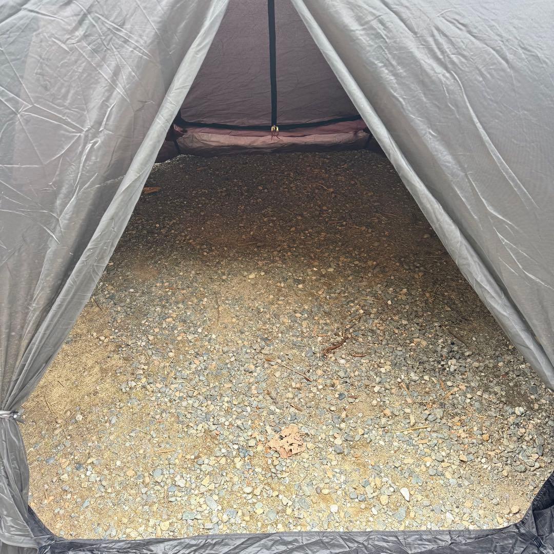 最終値下げ！　tomount ドーム型テント　2〜3人用