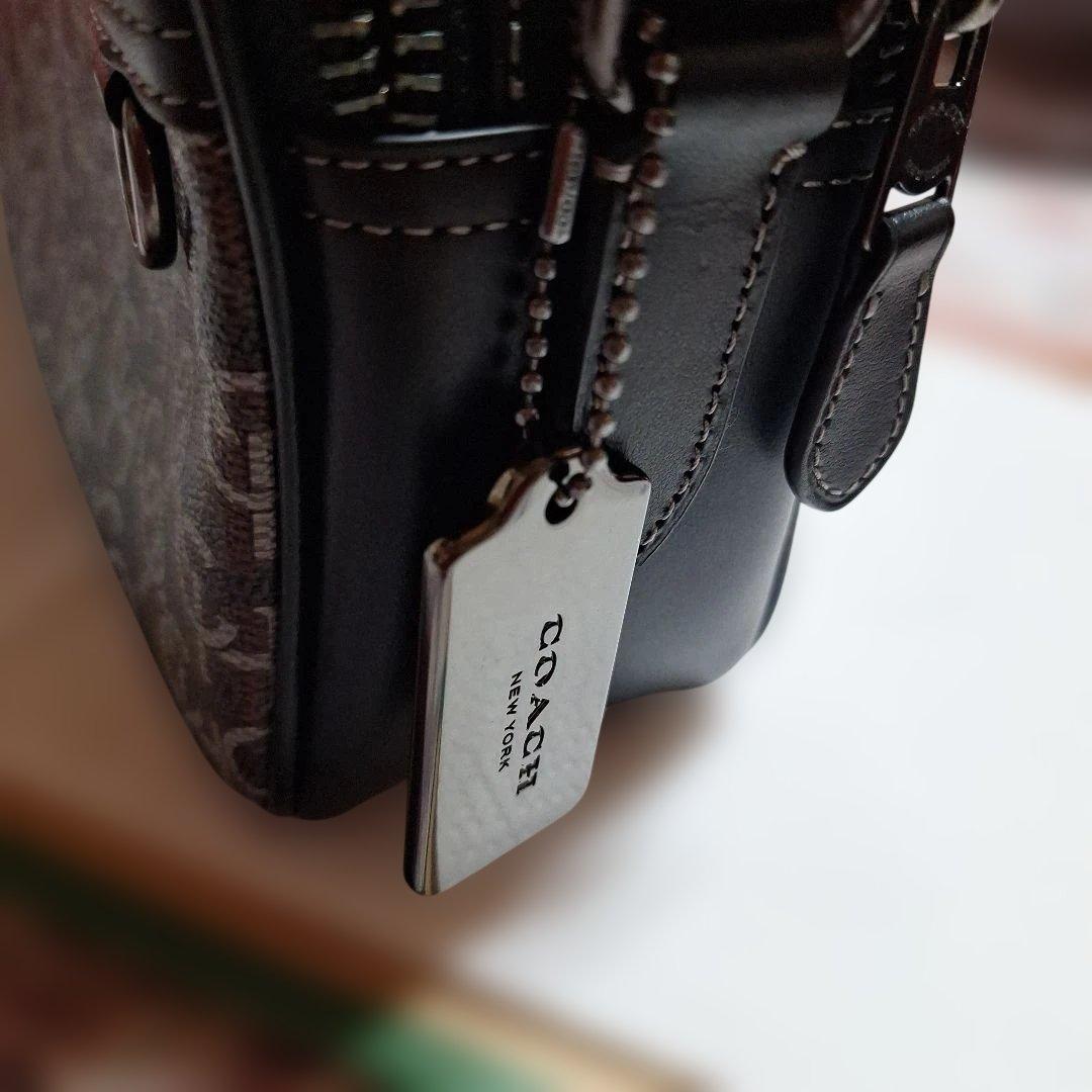 ２月14日まてお値下げします！COACH ショルダーバッグ ロゴパターン