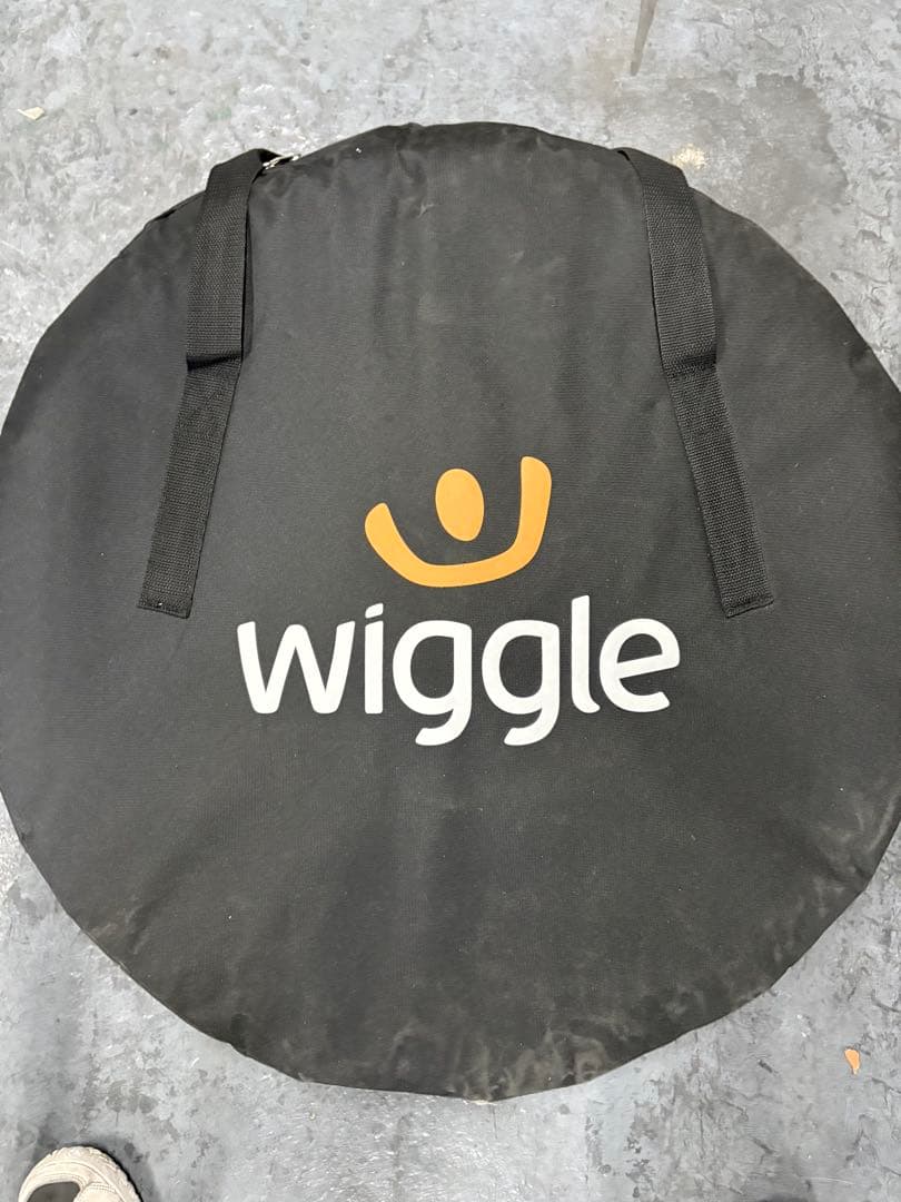 SPECIALIZED ロードバイク ブラック　フルカーボン