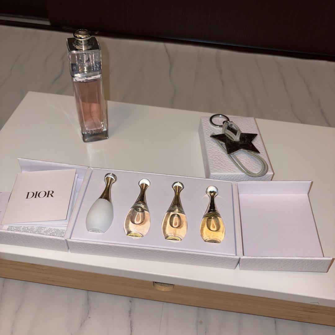 Dior アディクトオーフレッシュ50ml とジャドール　ディスカバリーキット