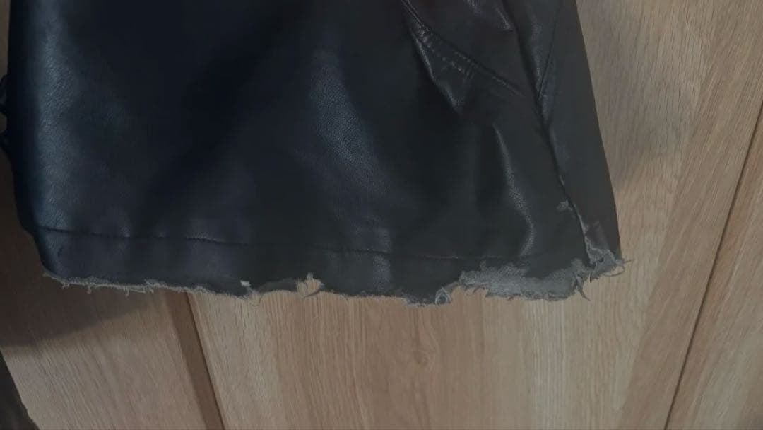 COZY WORLDWIDE コジーワールドワイドレザーカーゴパンツ Sタグ付き