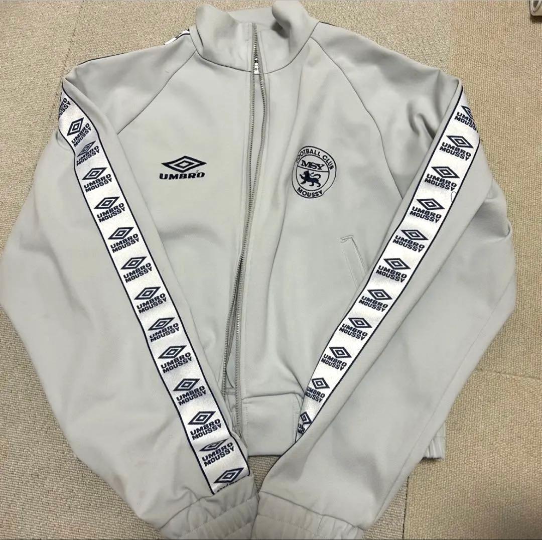 moussy umbro トラックジャケット