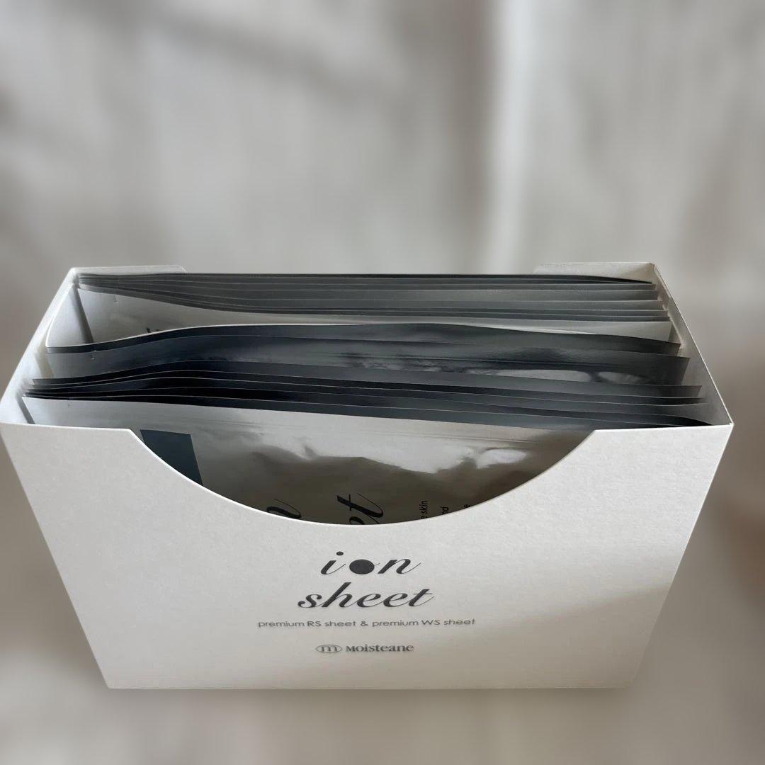 新品未使用 モイスティーヌ コフレ シート状マスク