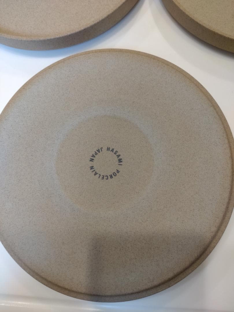 ハサミポーセリン　18.5cmプレート4枚　7.5cmタイプマグカップ小4個