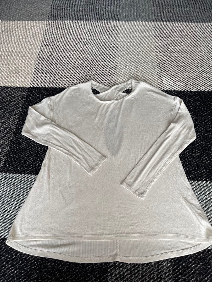 Lululemon ヨガ／ピラティス トップス 3点セット（Size 4）