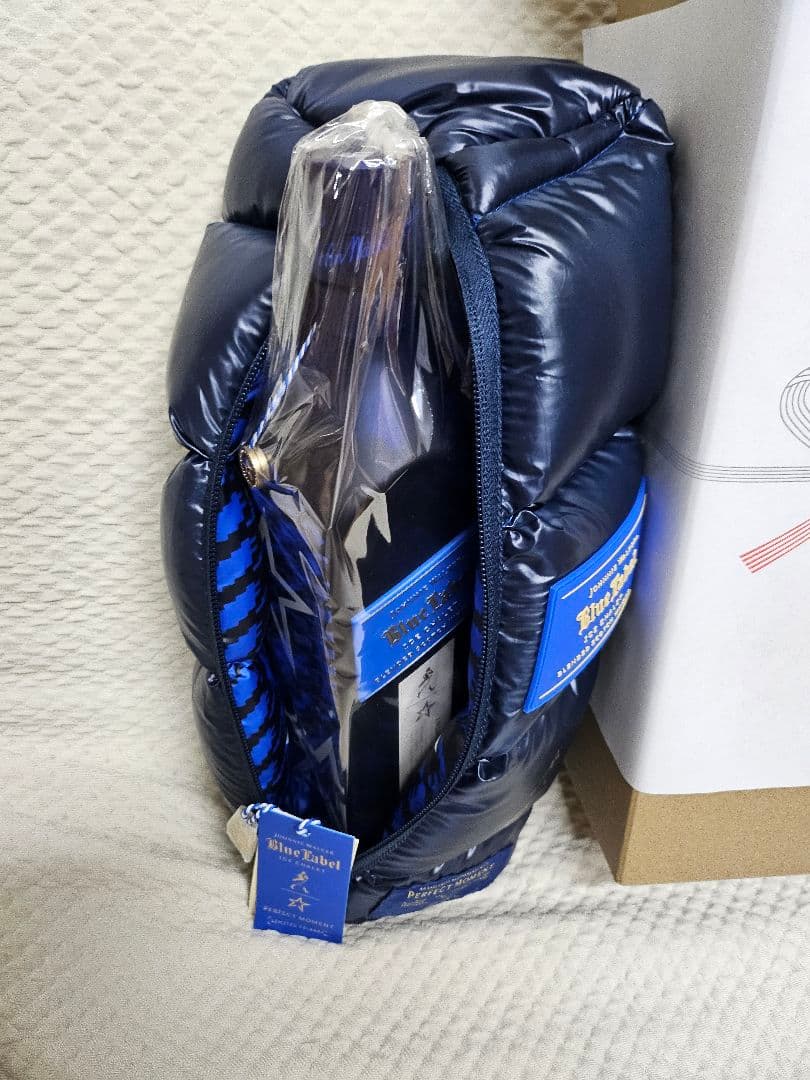 ジョニー・ウォーカー・ブルー・ラベルアイスシャレー 750ml ギフトボックス