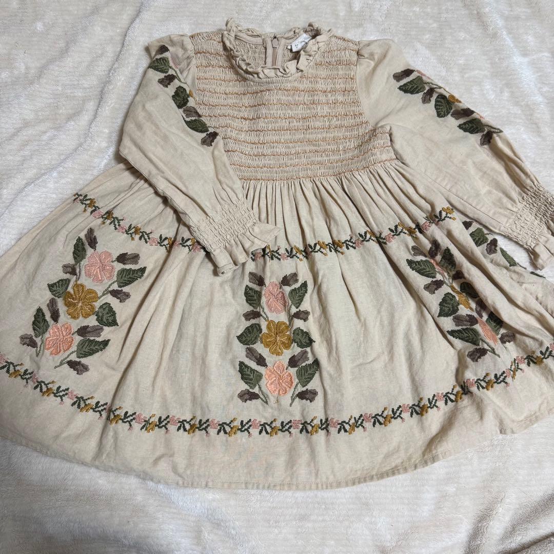 Apolina ワンピース 5-7Y