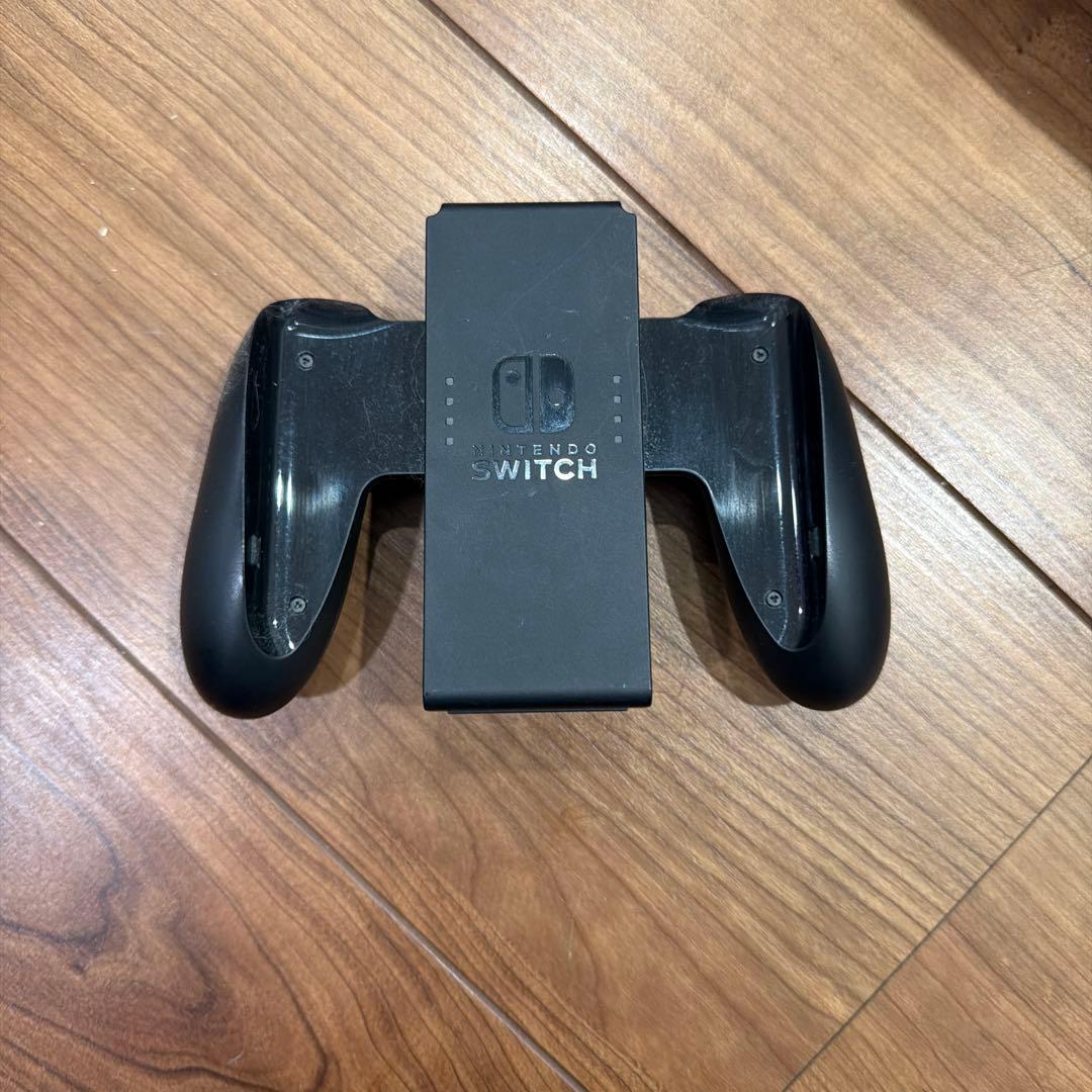 【極美品・付属品完備】Nintendo Switch 有機ELモデル 本体