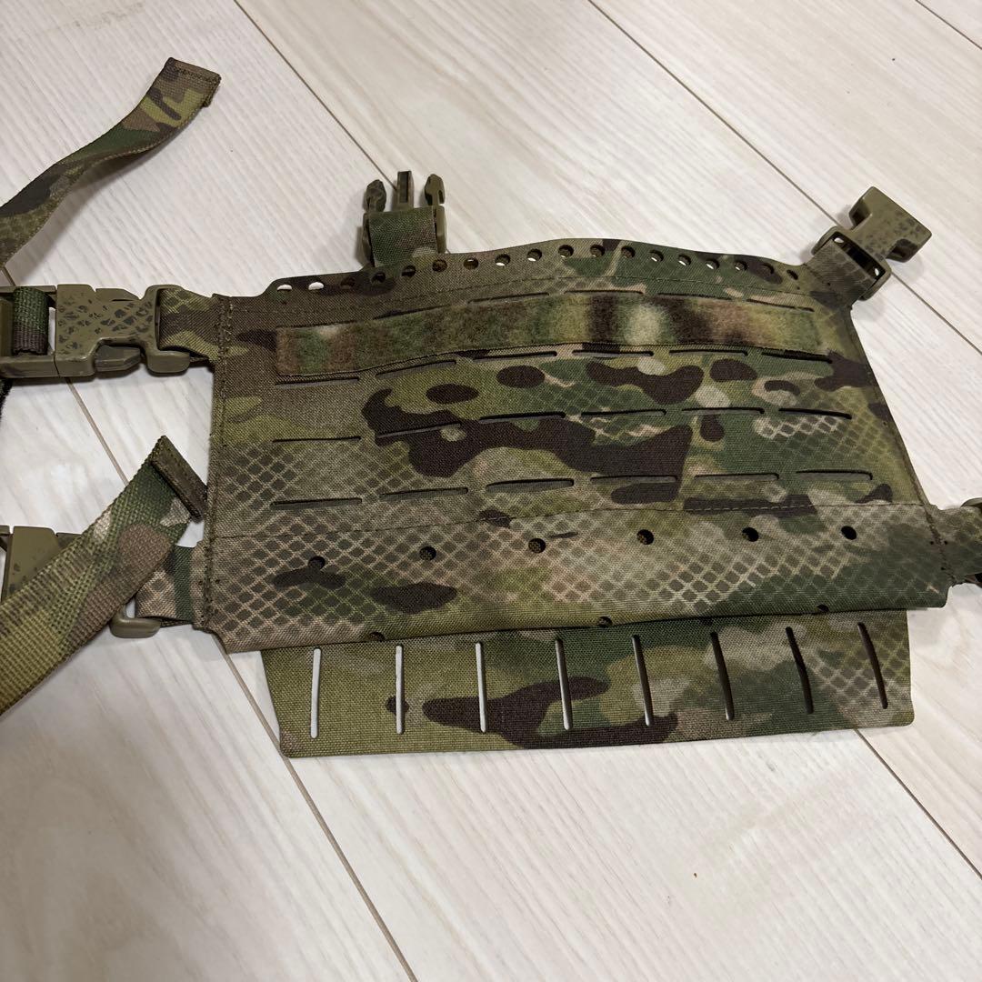 ヴォルクタクティカル　ギア　チェストリグ