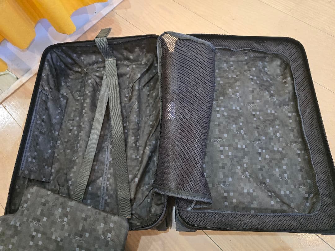 リモワ RIMOWA サルサ スーツケース 33L 833.52 マットブラック