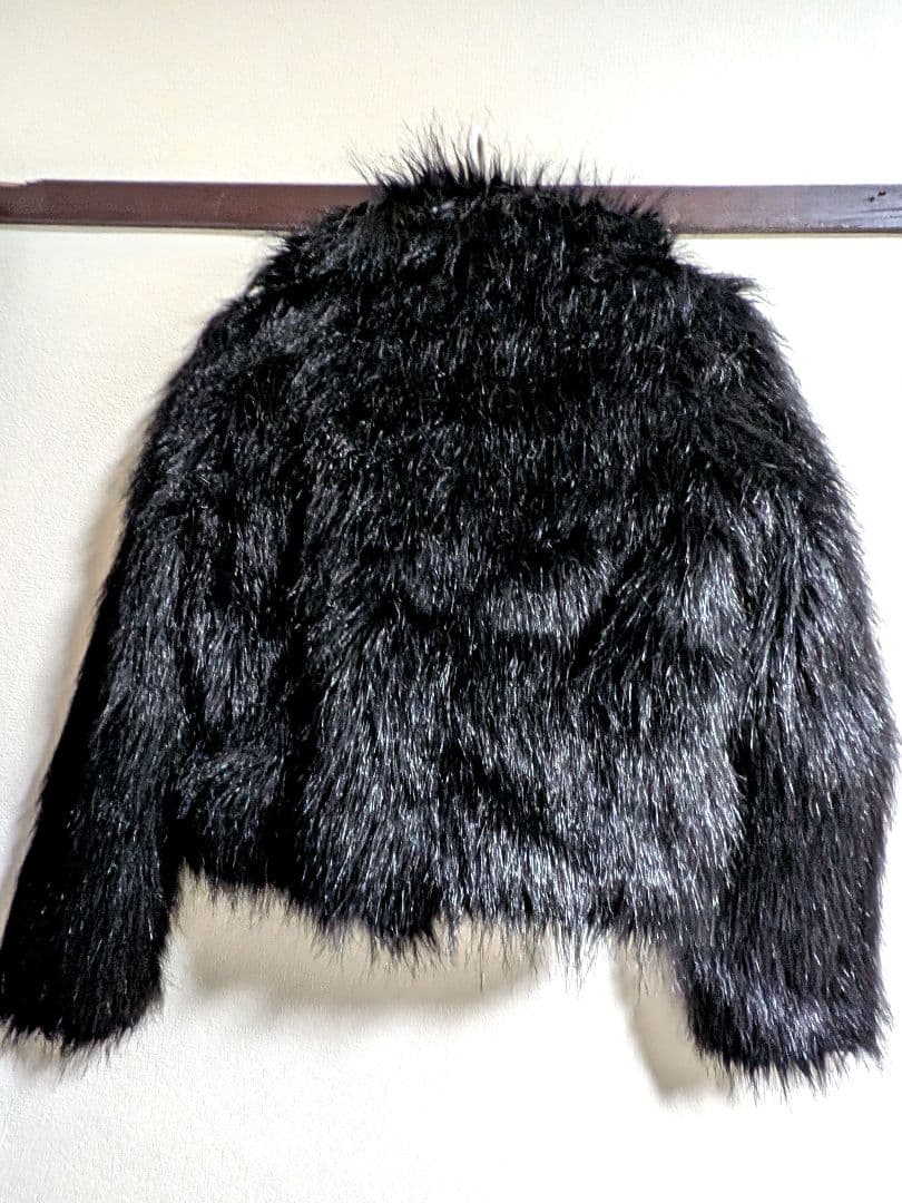 SEXY DYNAMITE QUEEN セクダイ／フェイクファーショートコート黒