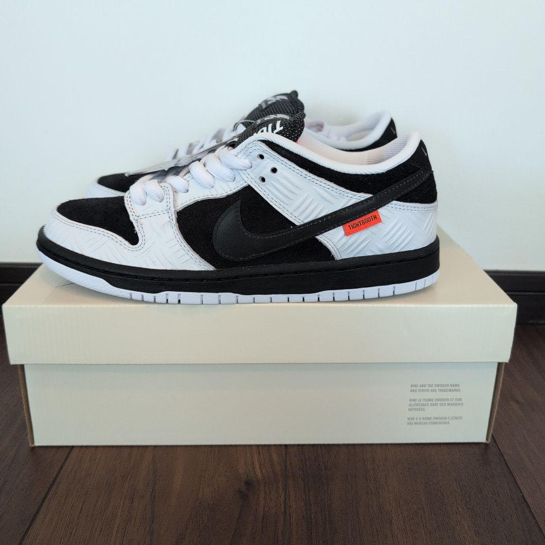 TIGHTBOOTH × Nike SB Dunk Low Pro QS 8